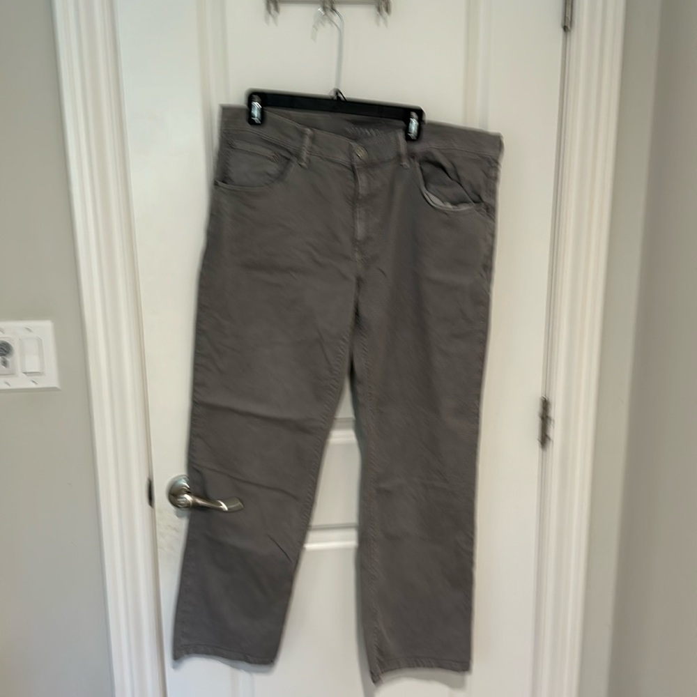Men's Straight Gray Jeans